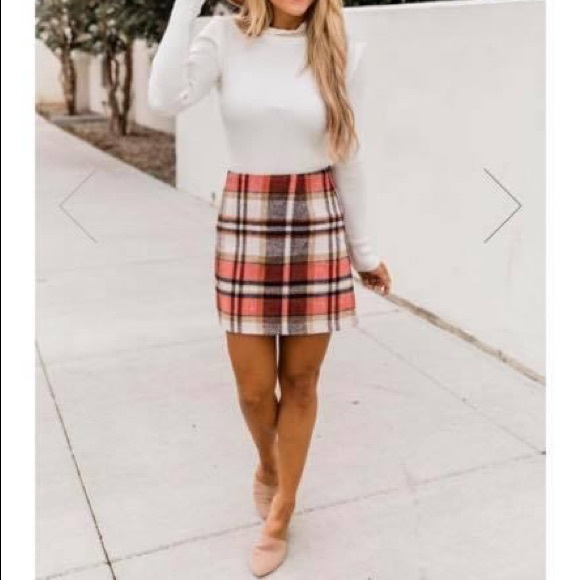 Pink Lily Plaid Mini Skirt - Picture 2 of 2